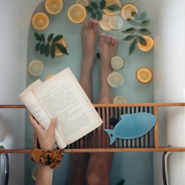 Fish-shaped Bath Brush Shower Scrubber for Body Cleansing Baby Child Handheld